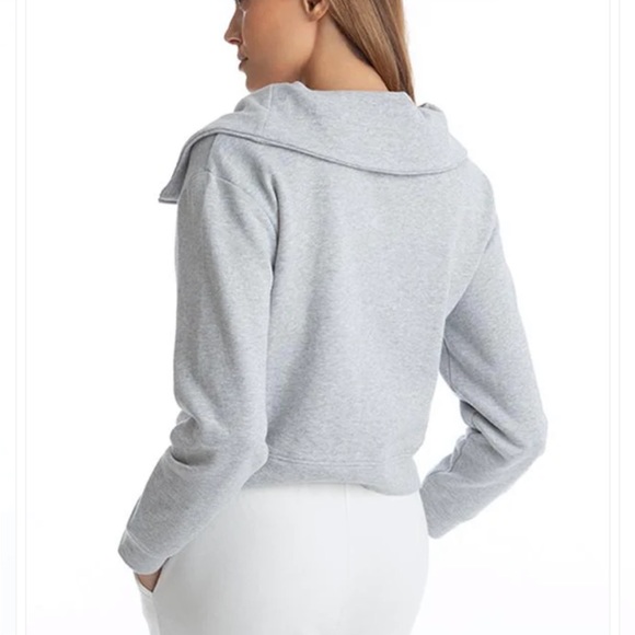 NWT*** Juicy Couture High Collar 1/2 Zip Top XL* - Picture 4 of 16